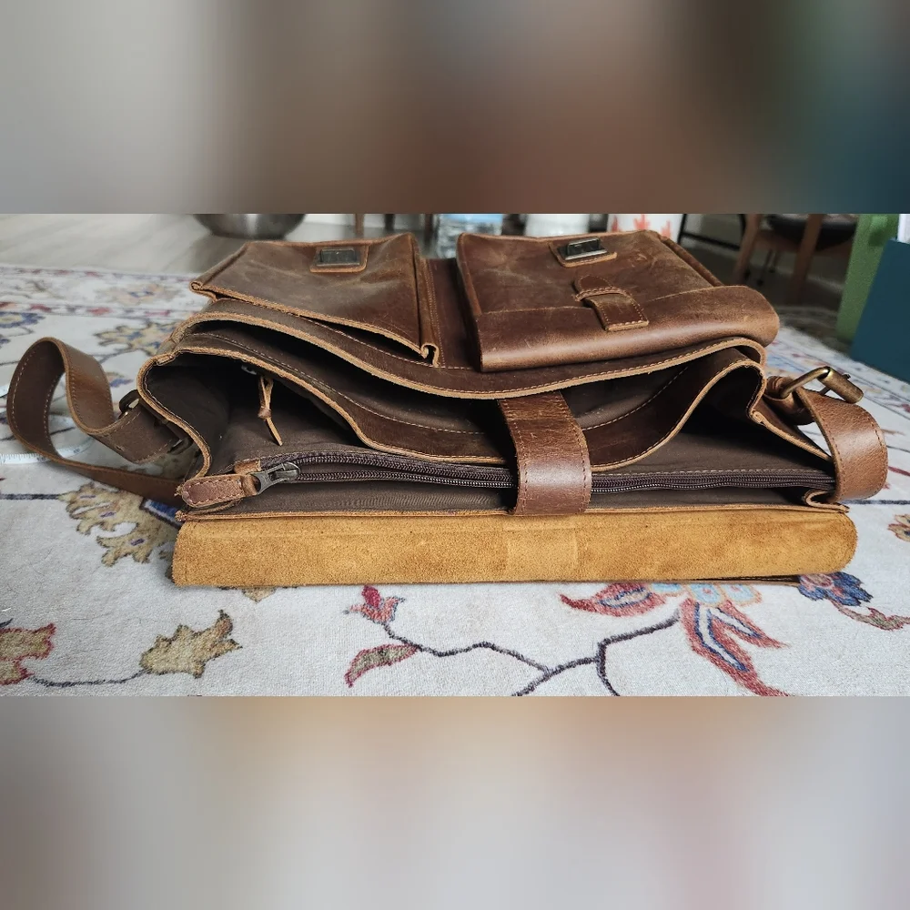 Hides Mens Leather Briefcase